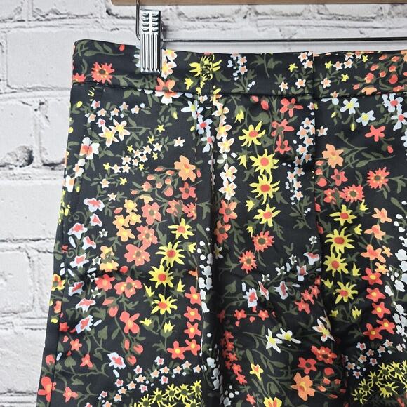 ATM Anthony Thomas Melillo Black Floral Print Shorts Size 8 - Picture 3 of 10